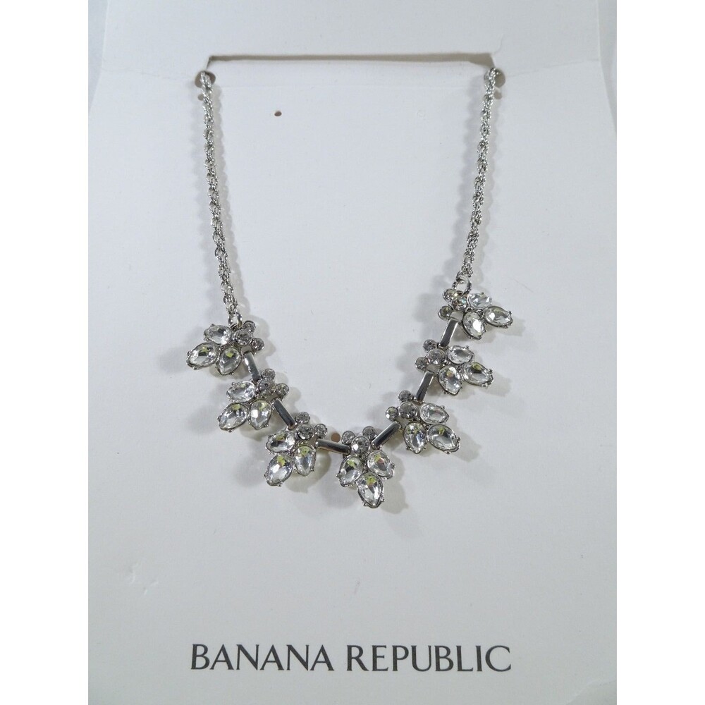 Banana Republic Modern Teardrop Crystal Necklace NWT 49.99 SILVER